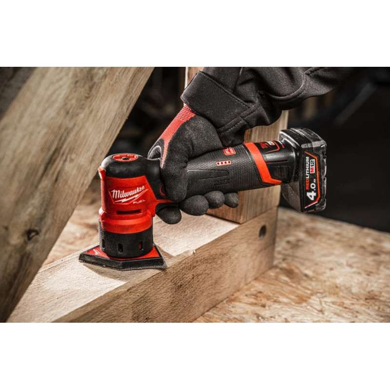 Шліфмашина вібраційна акумуляторна безщіткова MILWAUKEE, M12 FDSS-0B (каркас, картонне пакування)