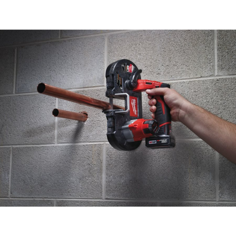 Пила стрічкова акумуляторна MILWAUKEE, M12 BS-0 (каркас, полотно, картонне пакування)