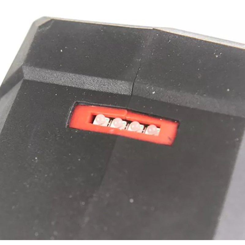 Система видалення пилу для перфораторів акумуляторна MILWAUKEE, M12 UDEL-201B, L-клас (зарядний пристрій С12 С, 1 акумулятор М12