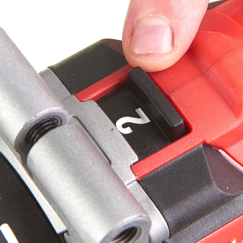 Дриль-шуруповерт з ударом акумуляторний безщітковий MILWAUKEE, M18 BLPD2-502X (зарядний пристрій М12-18 FС, 2 акумулятори М18 В5