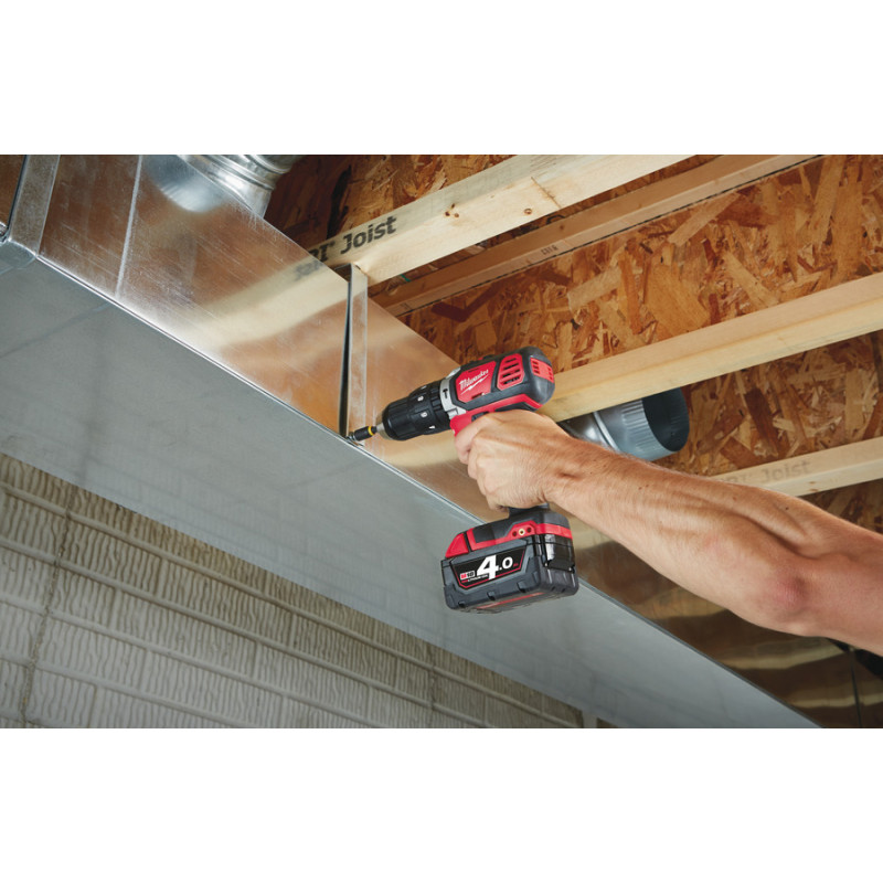 Дриль-шуруповерт з ударом акумуляторний MILWAUKEE M18 BPD-0, 50Нм (каркас, картонне пакування)