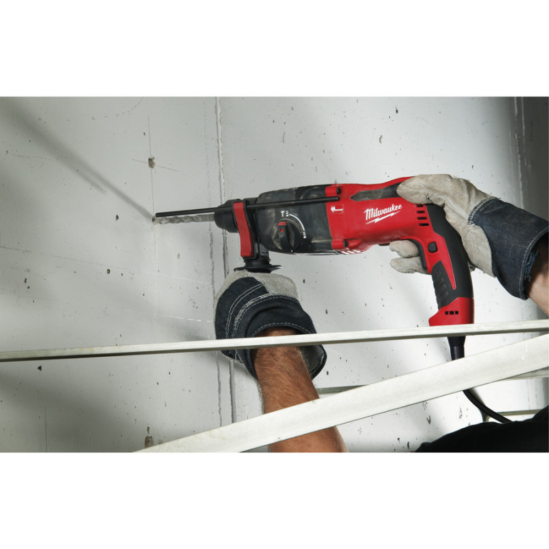 Перфоратор SDS-PLUS MILWAUKEE, PFH 26, 725Вт, 2,4Дж (2 режими) (бічна рукоять, обмежувач глибини, кейс)