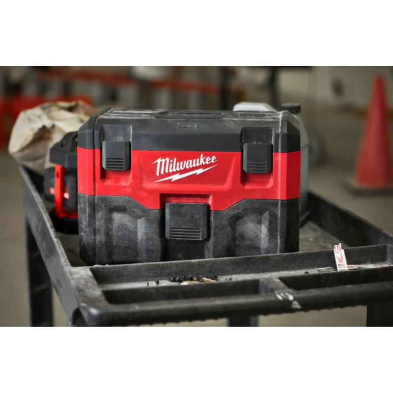 Пилосос акумуляторний MILWAUKEE, M18 VC2-0 для сухого і вологого прибирання