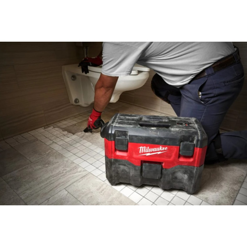 Пилосос акумуляторний MILWAUKEE, M18 VC2-0 для сухого і вологого прибирання