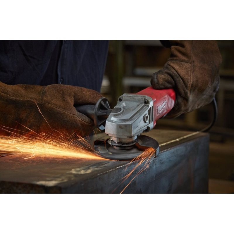 Шліфмашина кутова MILWAUKEE, AGV 13-125 XSPDE, 1250Вт, діаметр 125мм (захисний кожух, антивібраційна рукоять, опорна та притискн