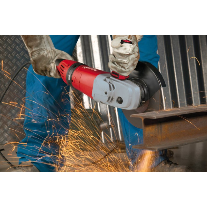 Шліфмашина кутова MILWAUKEE, AGV 21-230 GEX, 2100Вт, діаметр 230мм (захисний кожух, антивібраційна рукоять, опорна та притискна