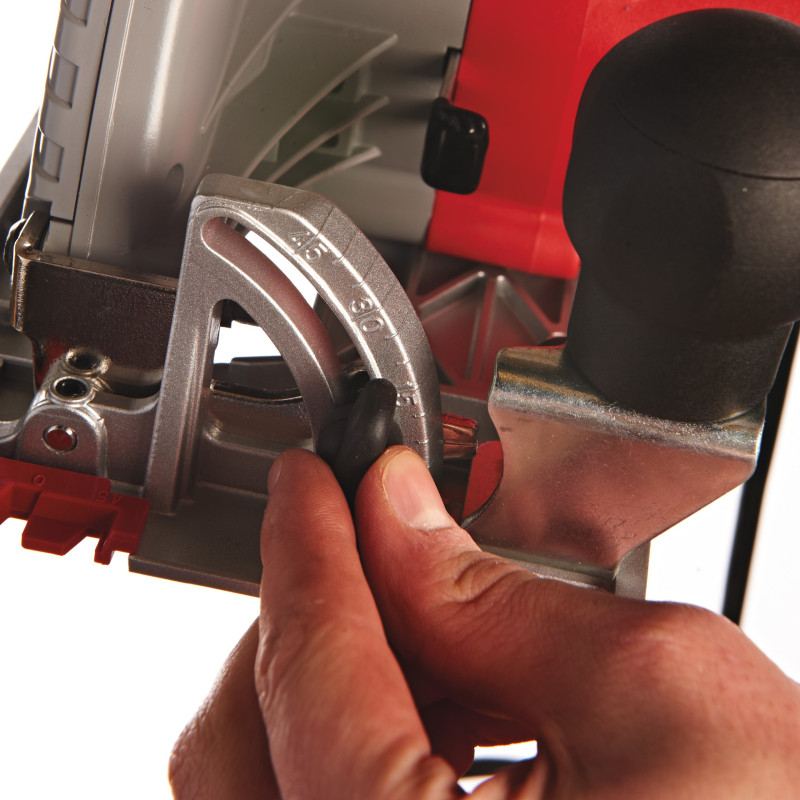 Пила ручна дискова циркулярна MILWAUKEE, CS 55, 1200Вт, діаметр 165мм (ключ, диск, пиловідвід, паралельний упор, картонне пакува