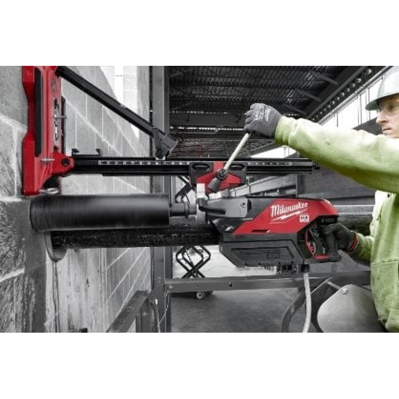 Установка алмазного свердління акумуляторна MILWAUKEE MXF DCD150-302CKIT (зарядний пристрій MXF C, 2 акумулятори MXF CP203 3Аг,