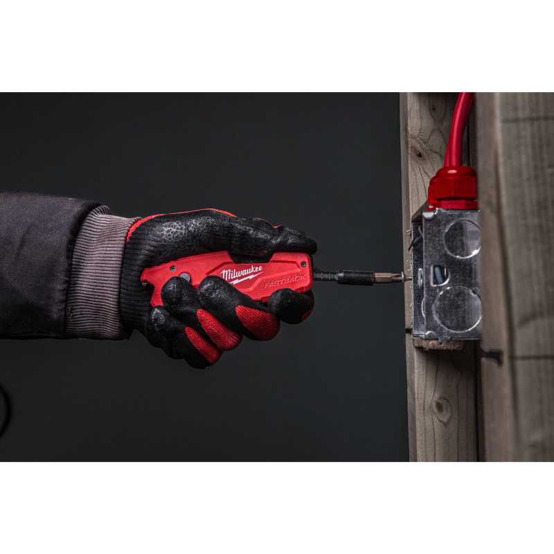 Ніж складний з трапецієподібним лезом 6-в-1 FASTBACK MILWAUKEE зі зберіганням лез