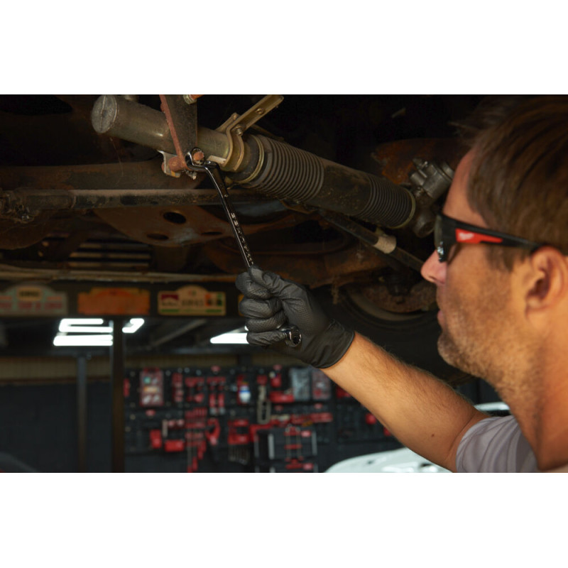 Нитриловые одноразовые перчатки размер 10/XL (50 шт) MILWAUKEE 4932493236