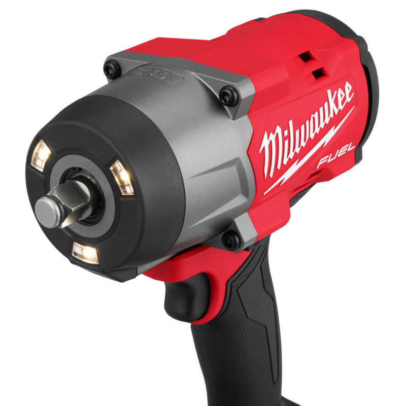 Гайкокрут акумуляторний 1/2" MILWAUKEE, M18 FHIW2F12-502X, 2034Нм, (+ заряд.пристрій, 2 акум., HD кейс)