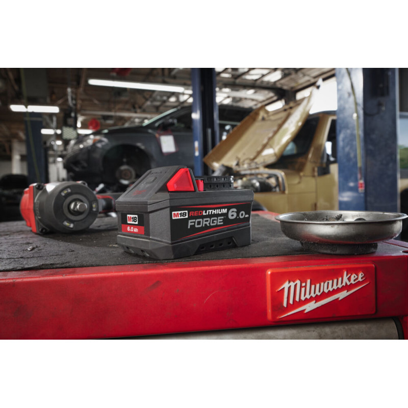 Акумулятор Li-Ion FORGE MILWAUKEE, M18 FB6 6Аг