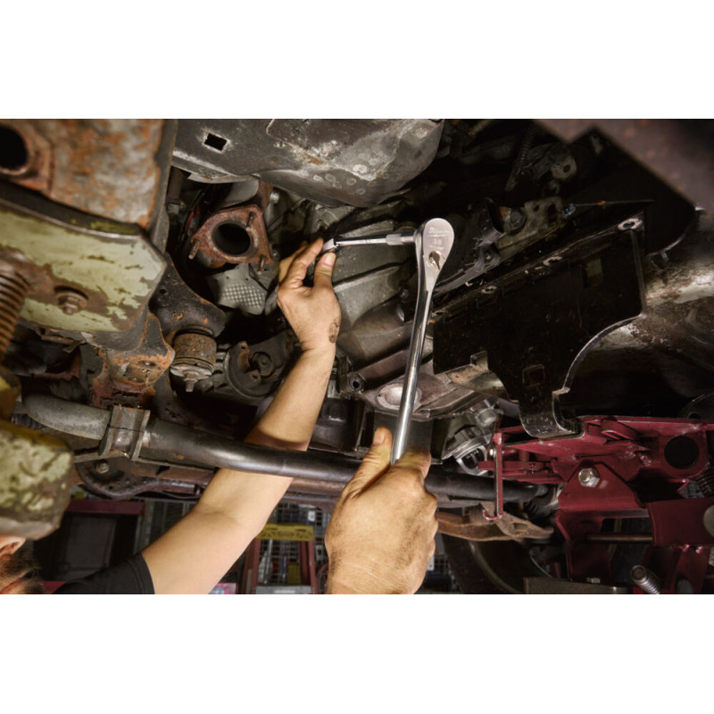 Подовжувач хромований Wobble для головок 3/8'' MILWAUKEE, 152мм