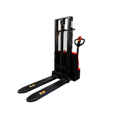 Штабелер електричний самохідний 1,5т/2,6м 24В/60Ah Li-ion