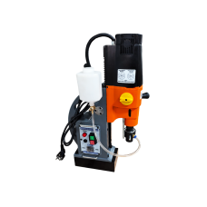 Верстат свердлильний з електромагнітним тримачем 1800Вт MCD60 400/600 об/хв.